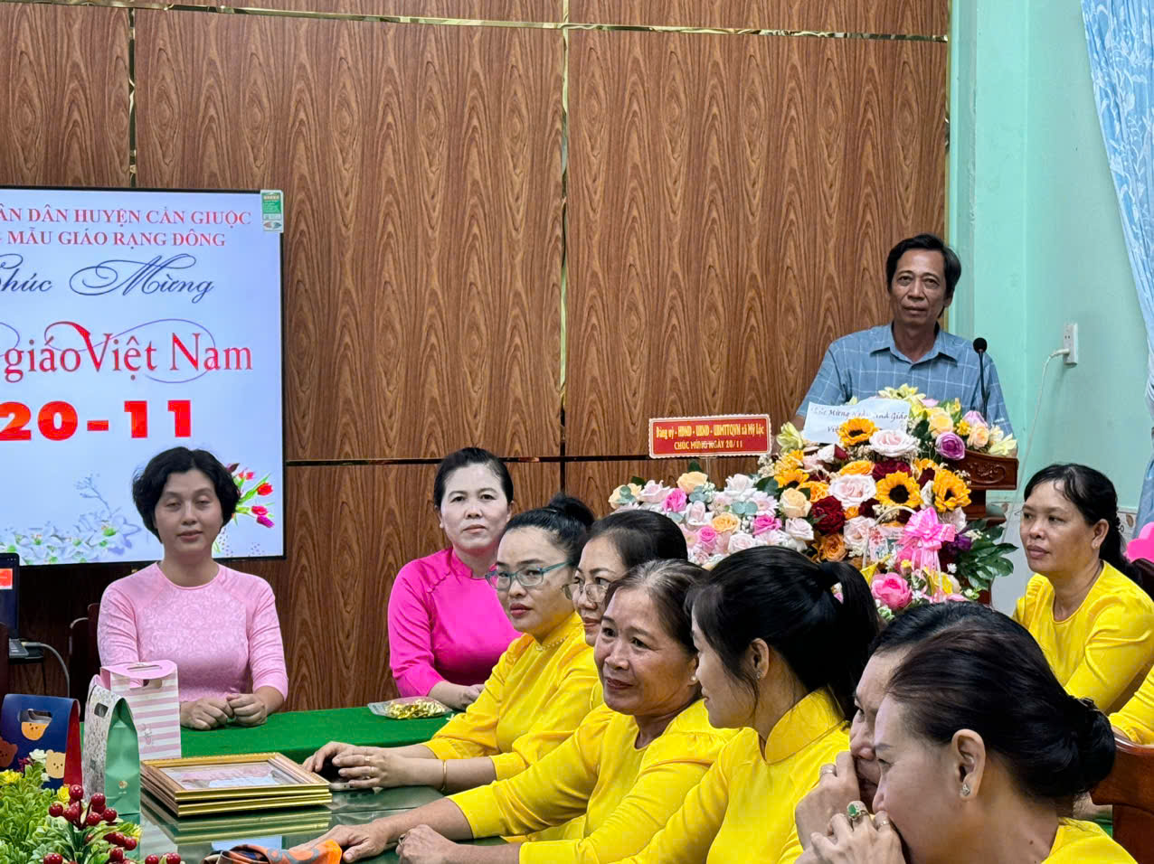 HỌP MẶT NGÀY 20-11-2025